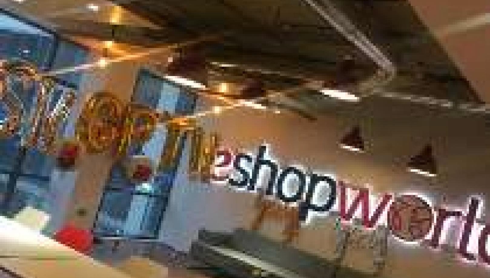 EShop World